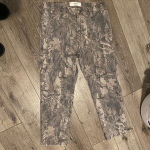 Hollister Men's Gray Camouflage Cargo Pants